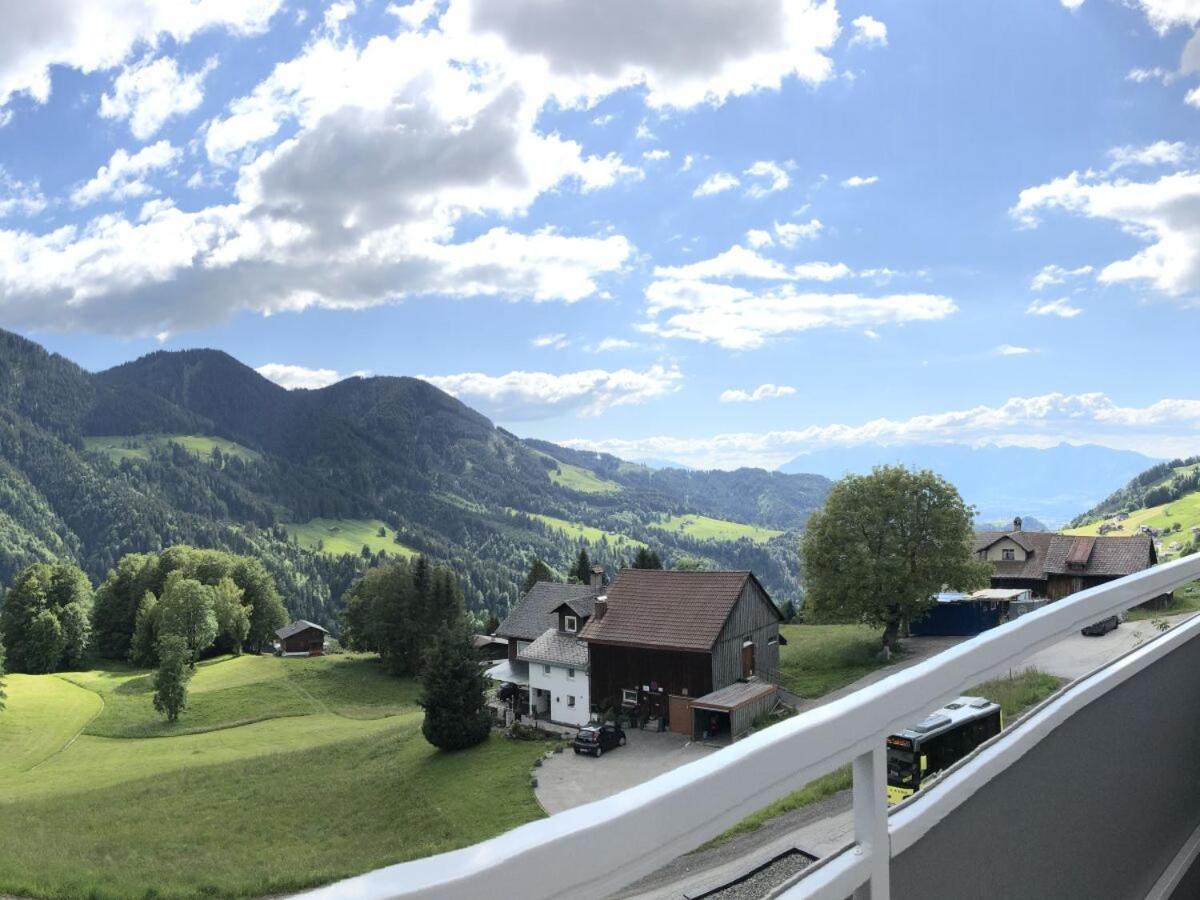 Walli Laterns - Ski Und Bergvergnuegen Direkt Vor Der Haustuer Ngoại thất bức ảnh