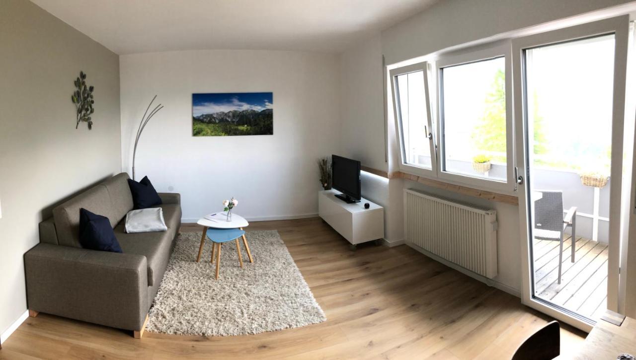 Walli Laterns - Ski Und Bergvergnuegen Direkt Vor Der Haustuer Ngoại thất bức ảnh